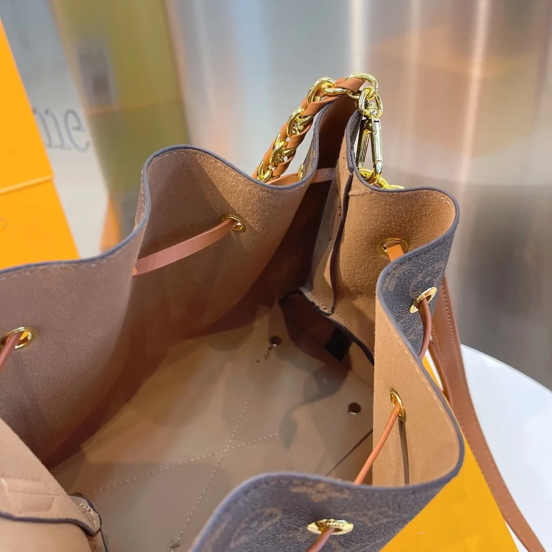 Designer Handbags LN 512