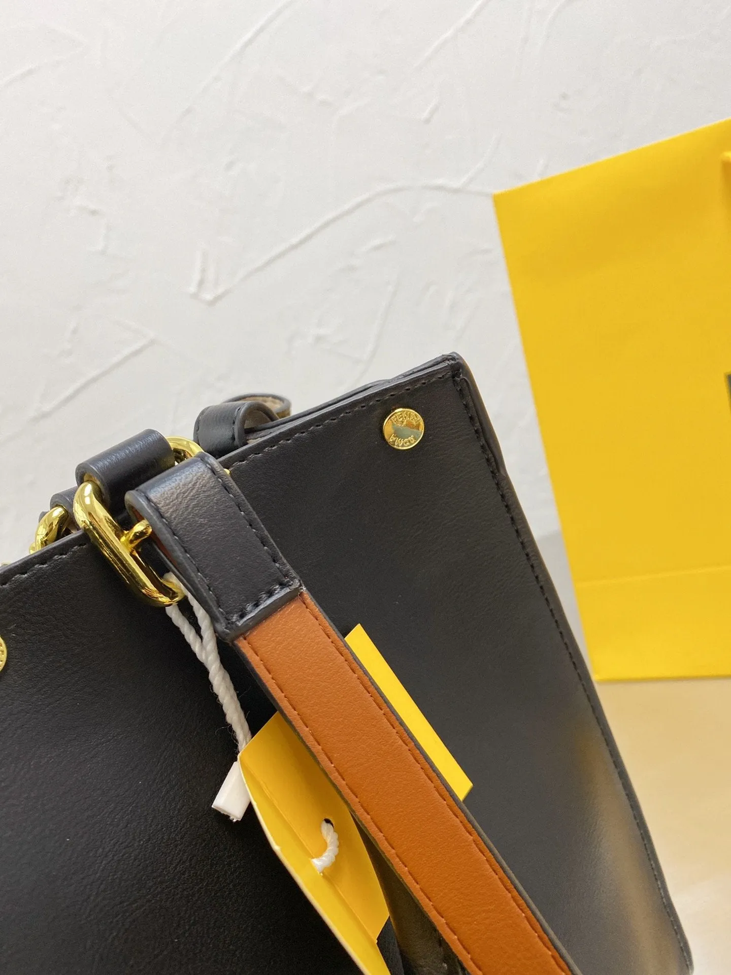EN   Designer bags by Fendi 139