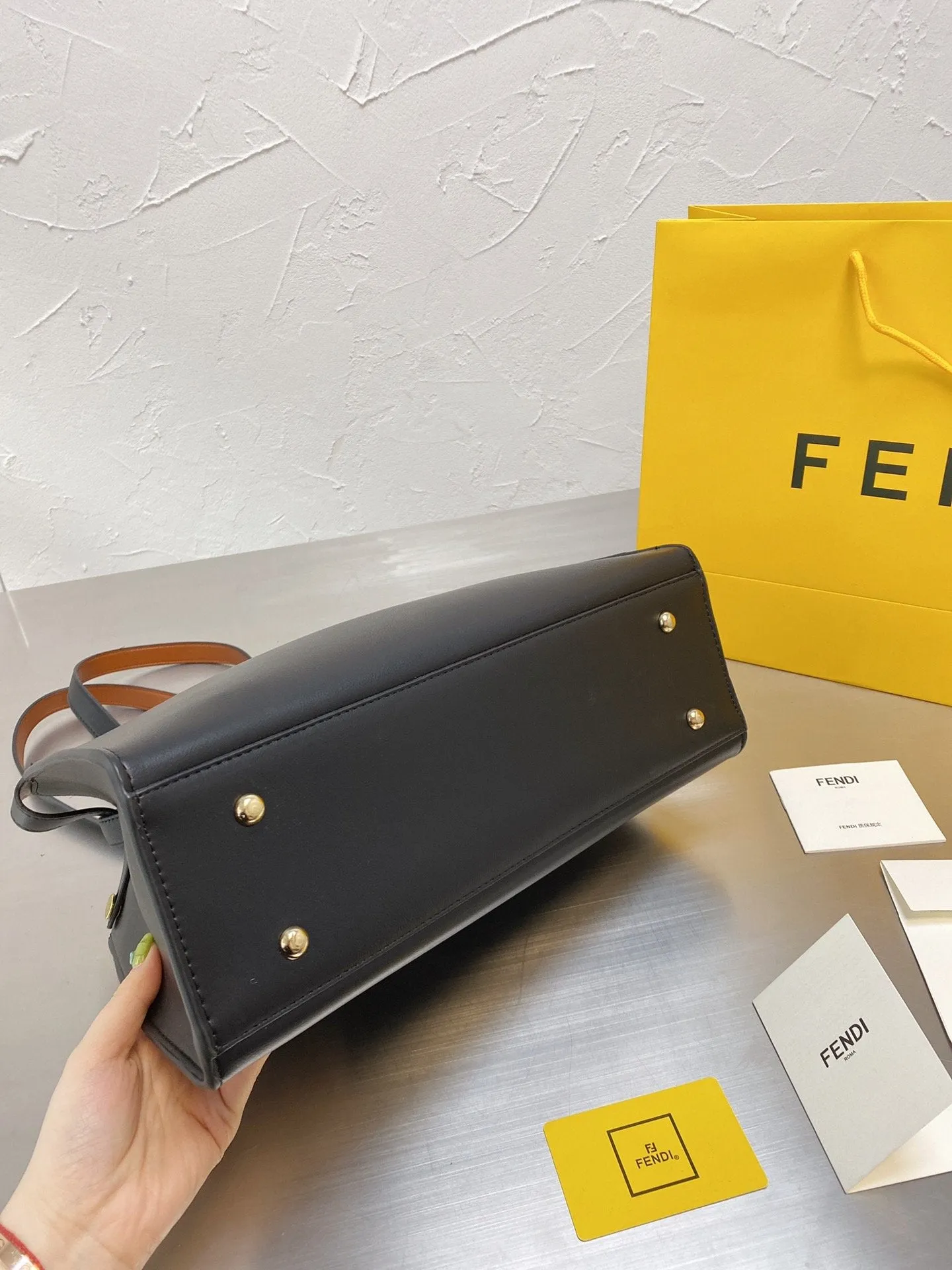 EN   Designer bags by Fendi 139