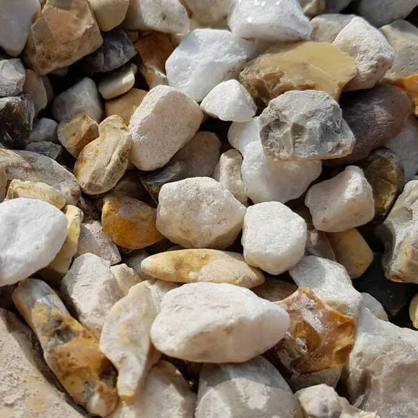 Gold & White Blend Gravel Chippings