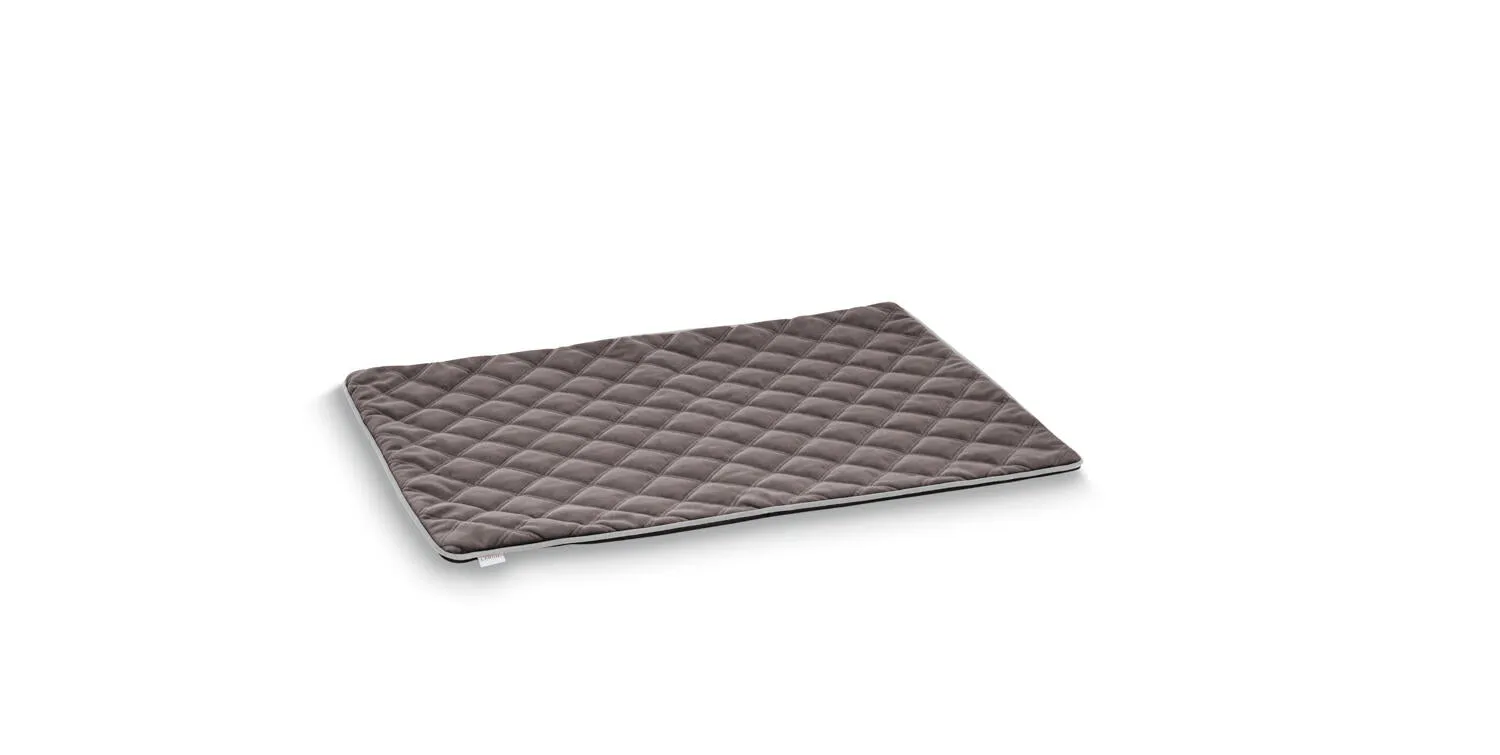 Laboni Multifunctional Outdoor and Travel Dog Blanket Oxford