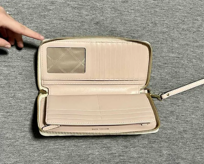 Logo Stripe Continental Wristlet