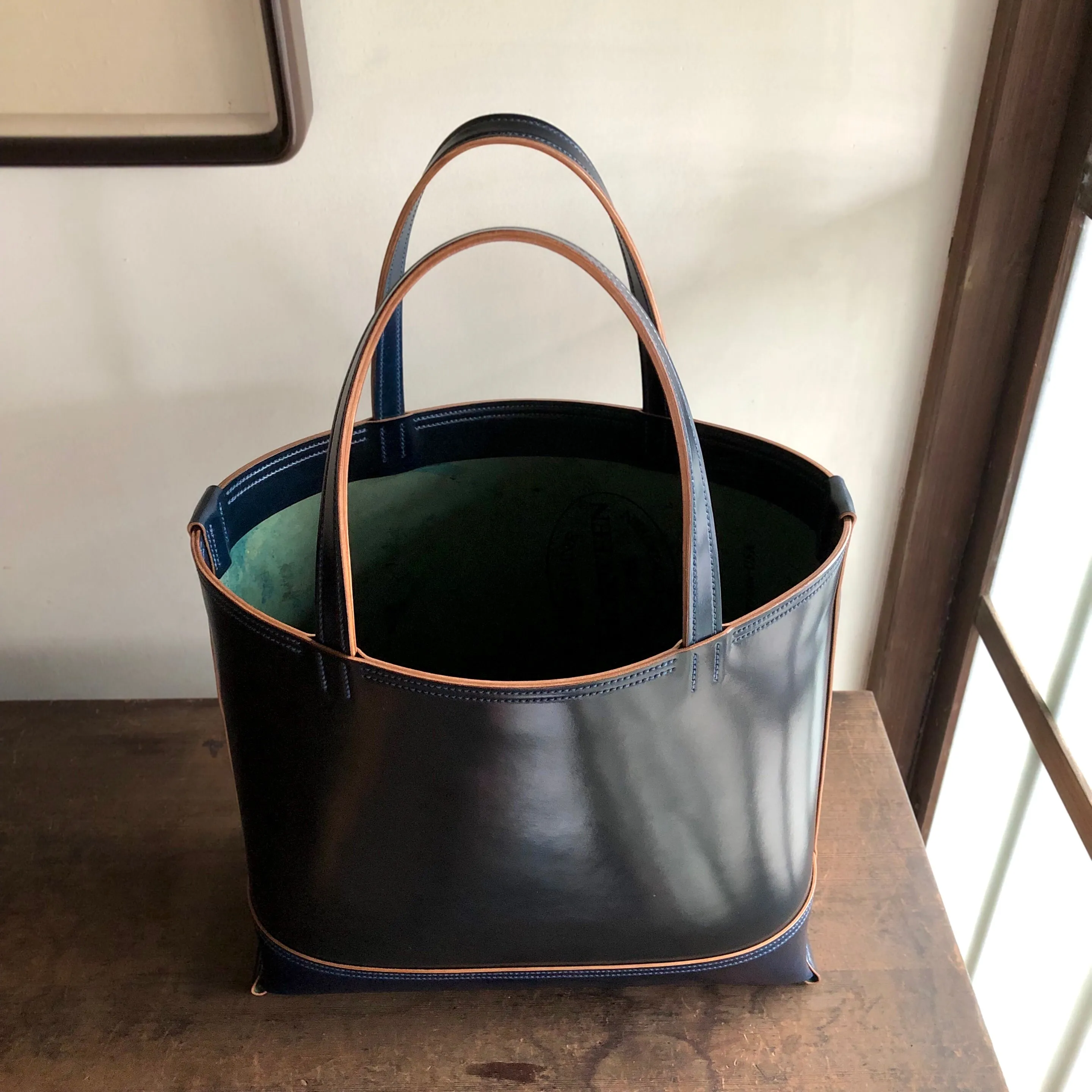 Shell Bag / Tote【Horween】シェルコードバンのトートバッグ